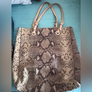 micheal kors leather bag